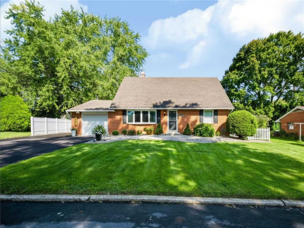 1242 Walnut Lane