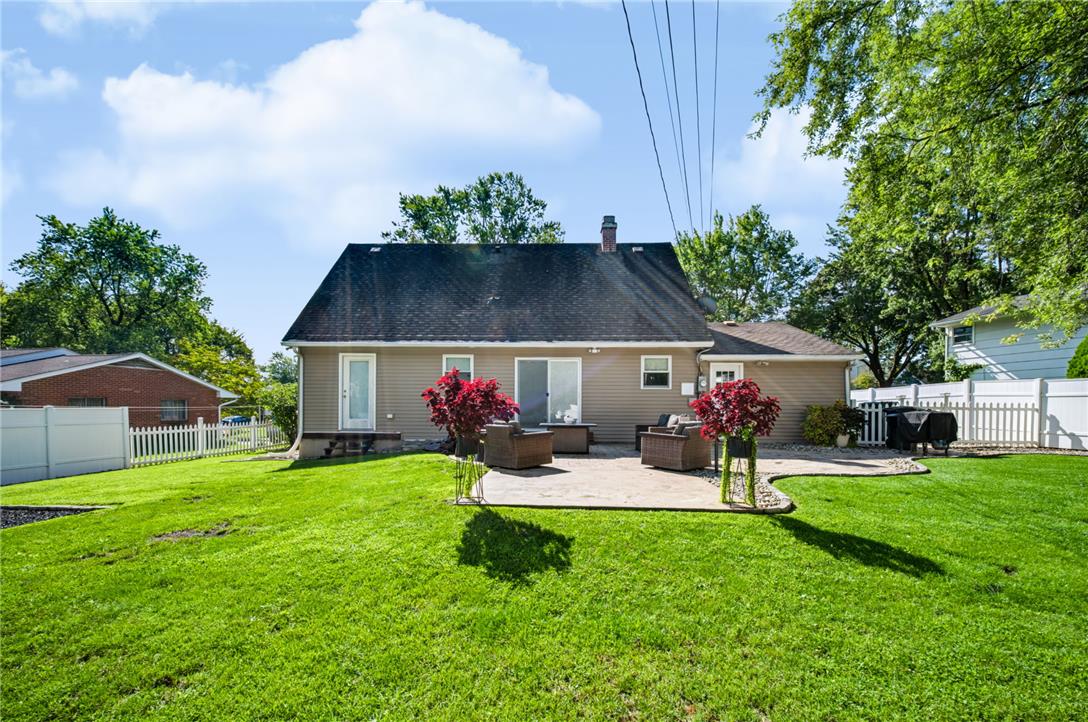 1242 Walnut Lane