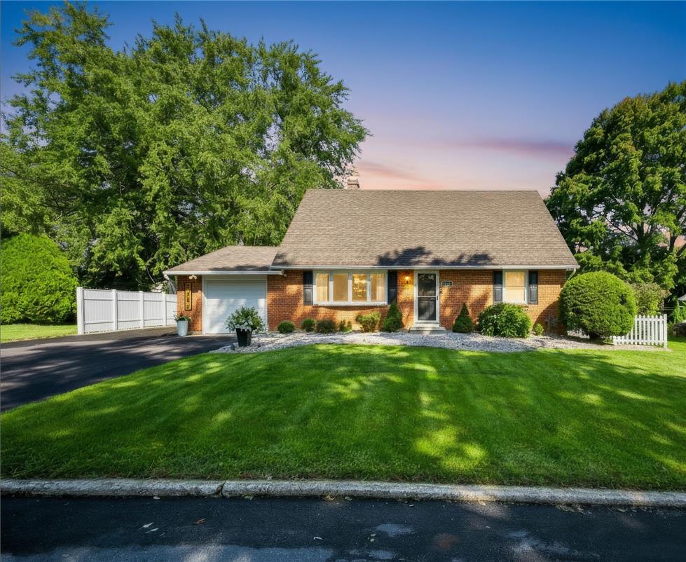 1242 Walnut Lane