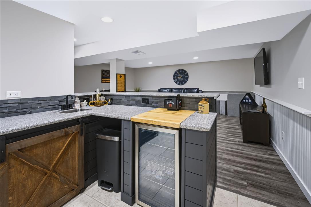 1242 Walnut Lane