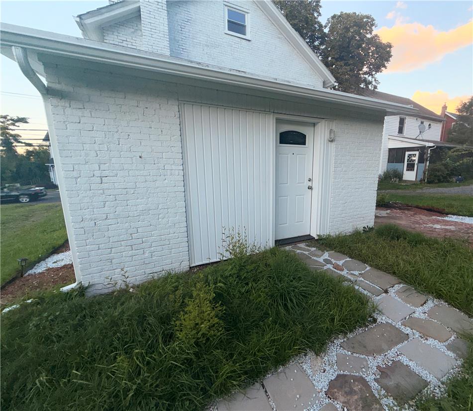 6064 Main Street 1