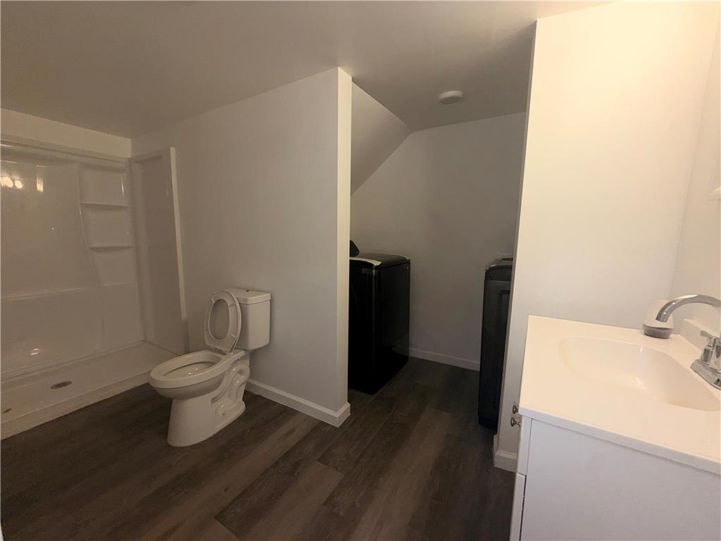 6064 Main Street 1