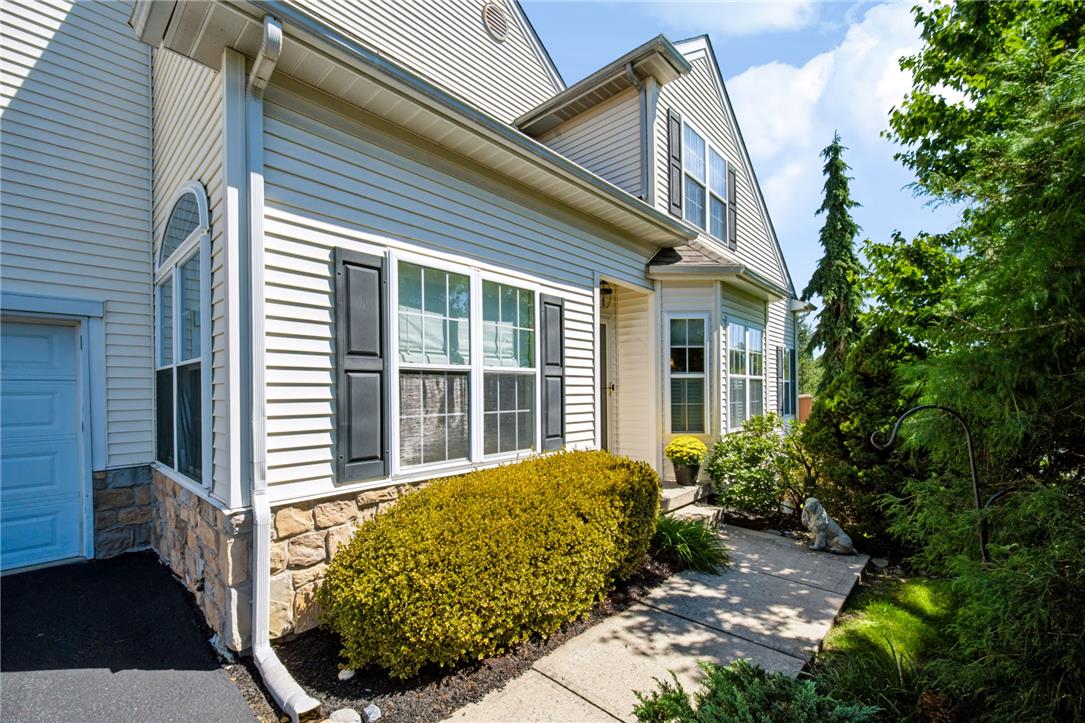 9 Willow Drive
