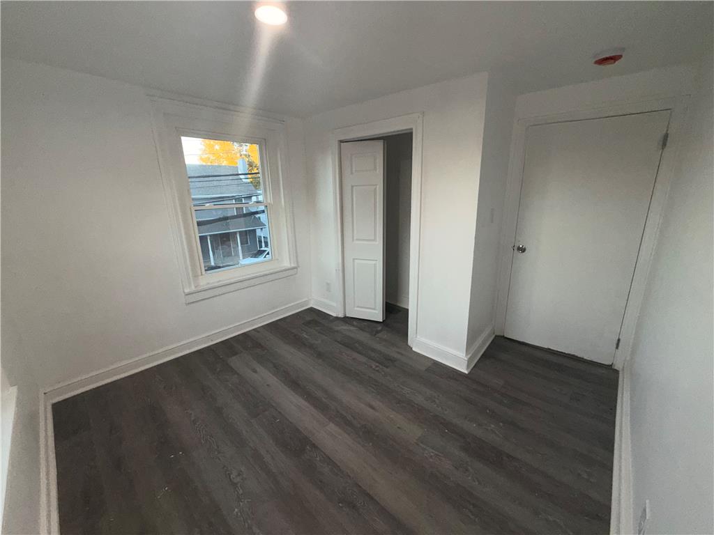 6064 Main Street 2