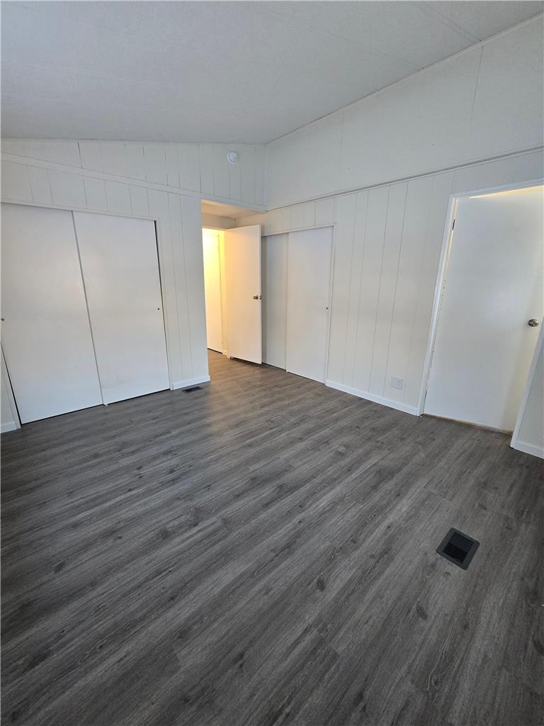 207 West Center