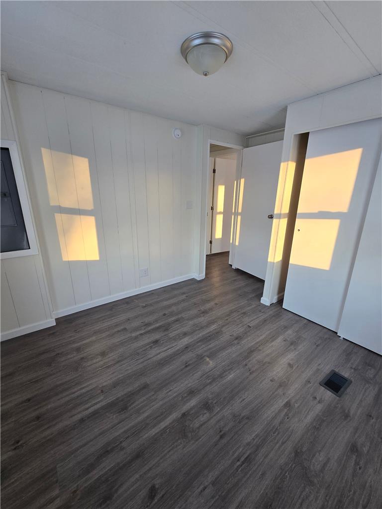 207 West Center