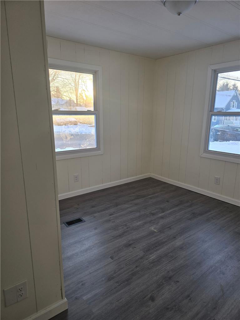 207 West Center