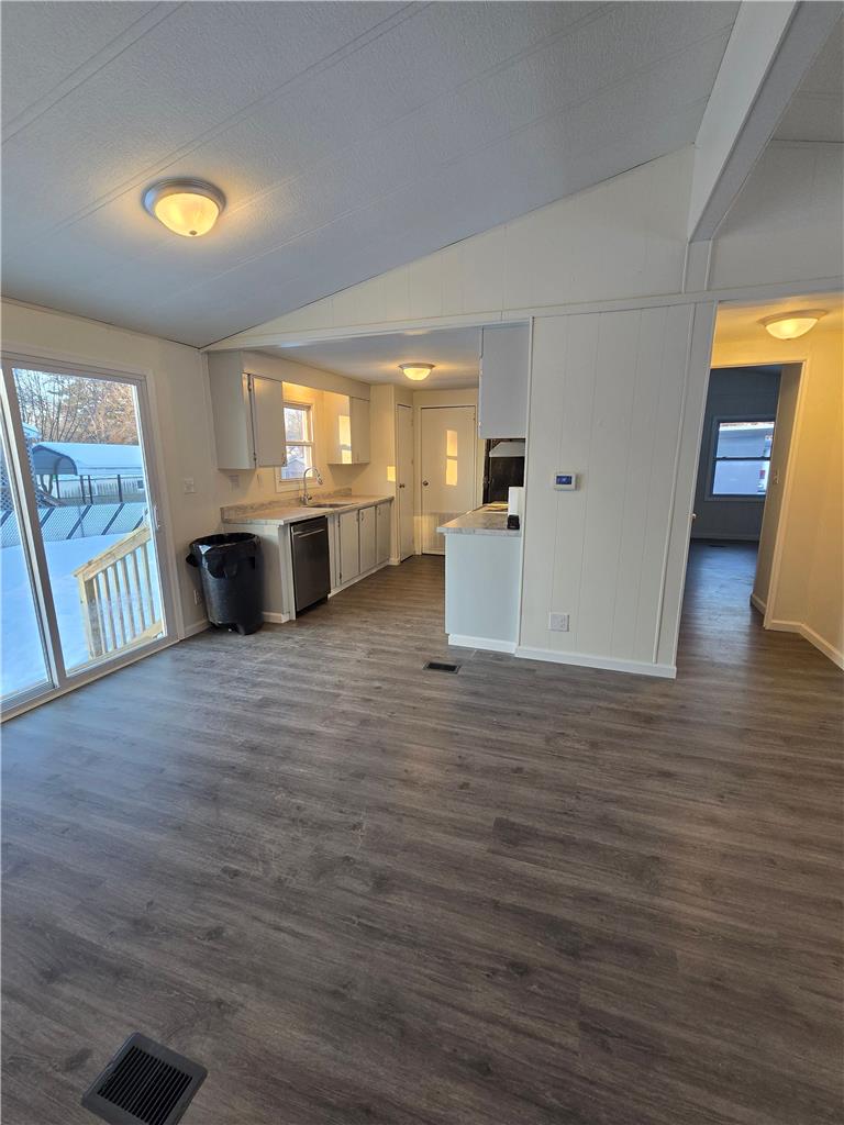 207 West Center