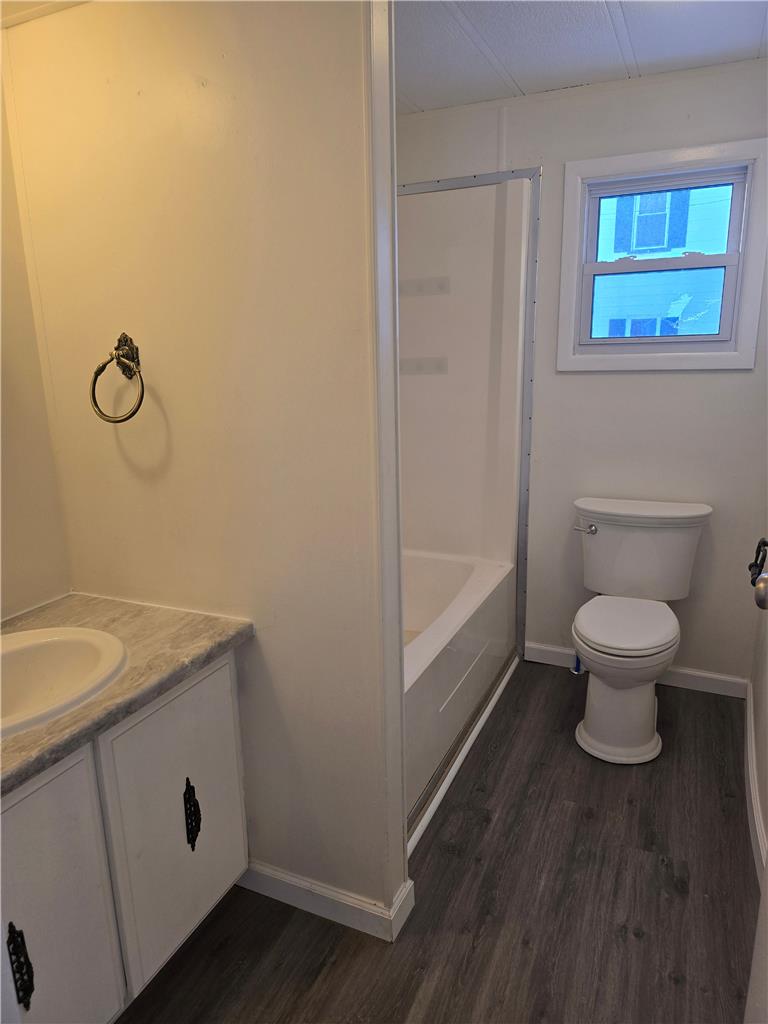 207 West Center