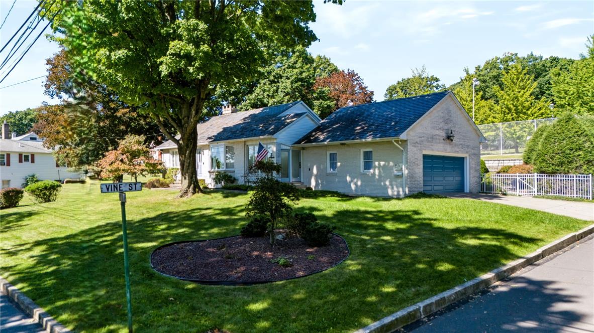 203 Vine Street