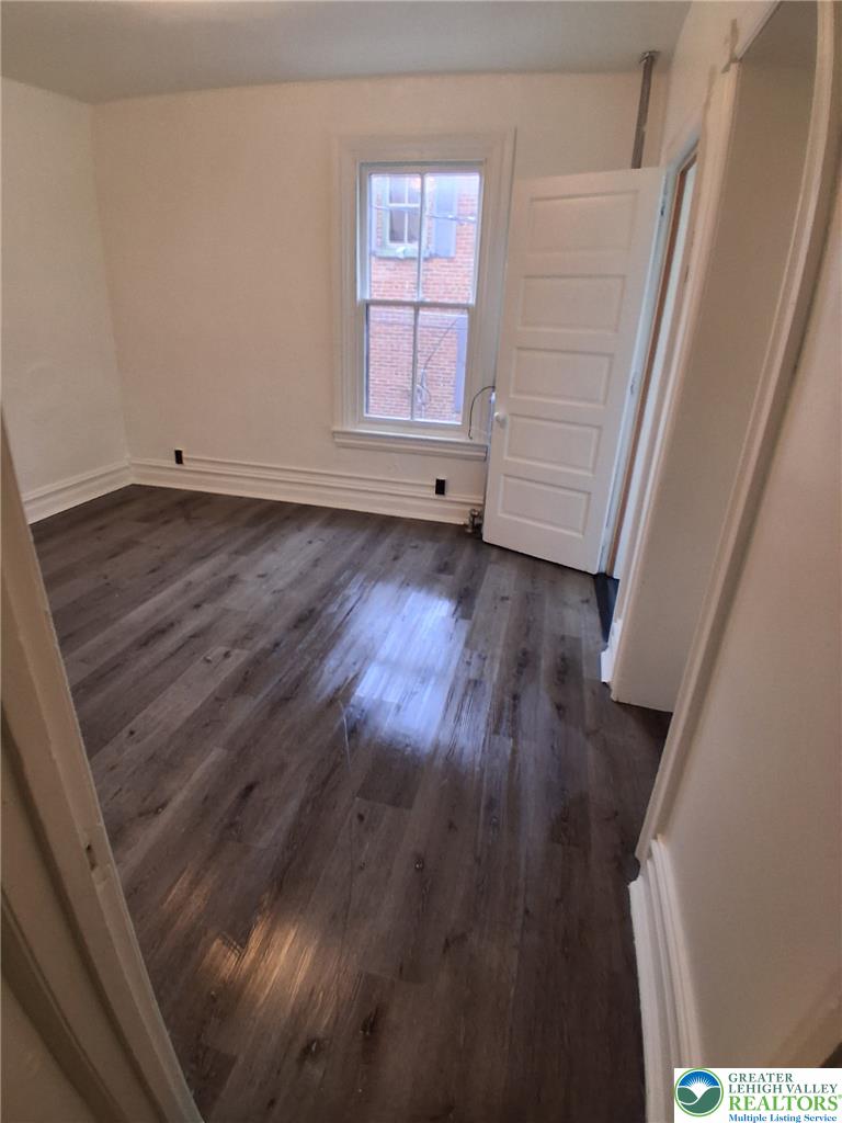 323 North 8th Street