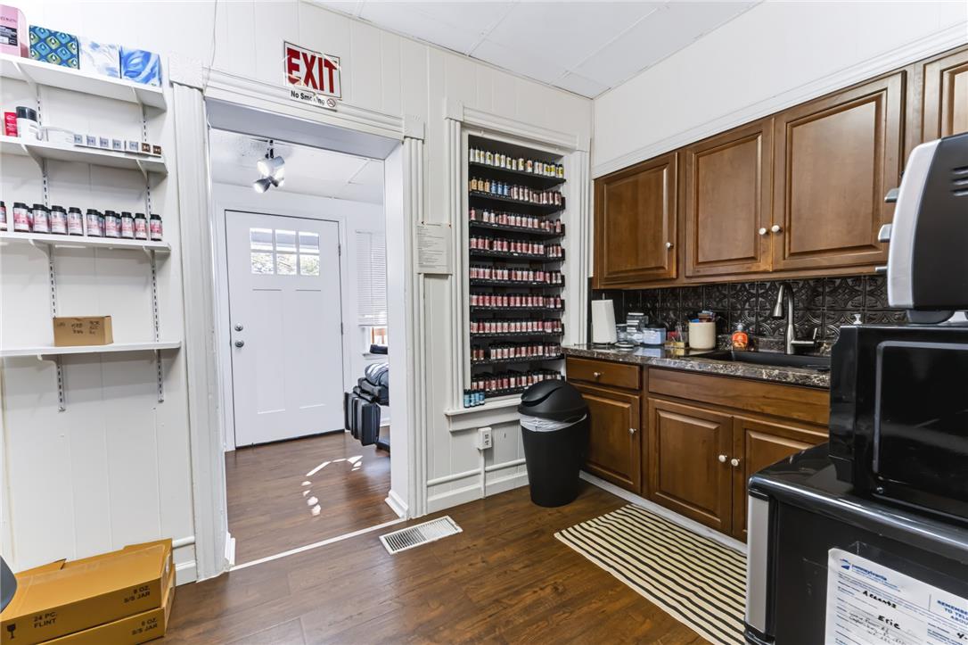 742 Linden Street