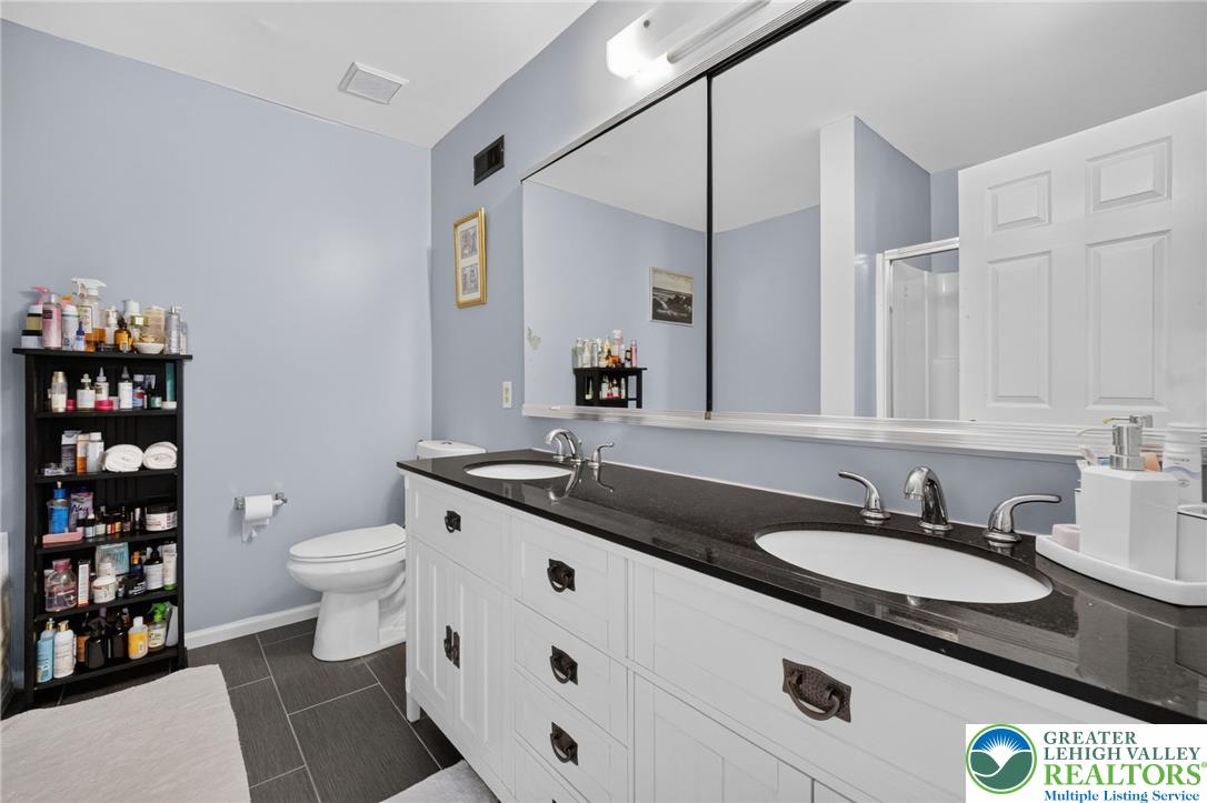 8141 Cross Creek Circle