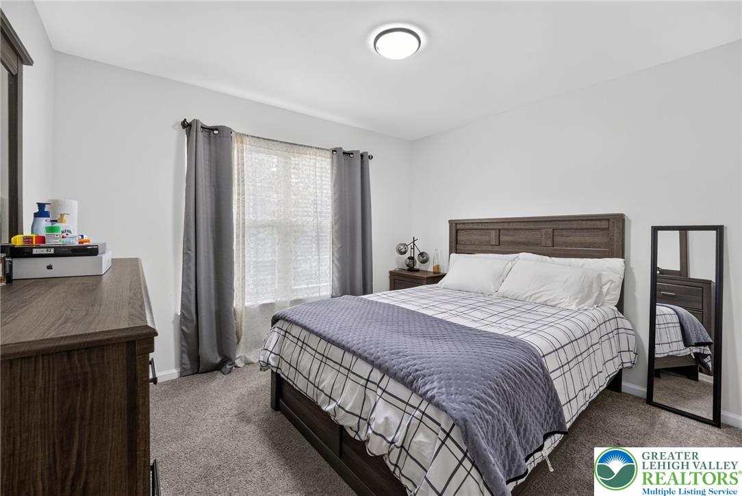 8141 Cross Creek Circle