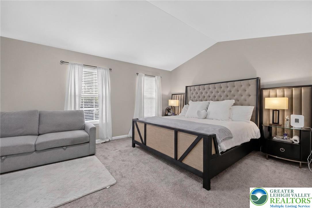8141 Cross Creek Circle
