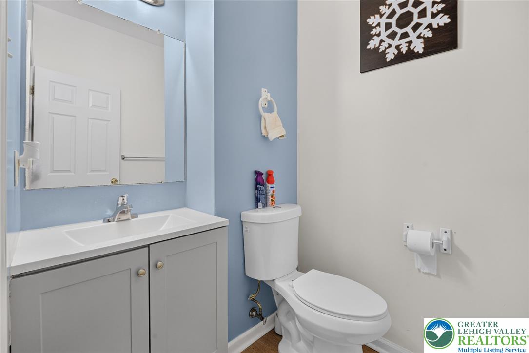 8141 Cross Creek Circle