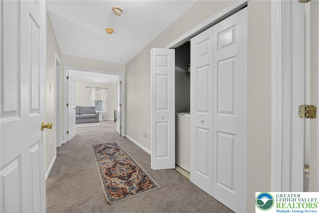8141 Cross Creek Circle