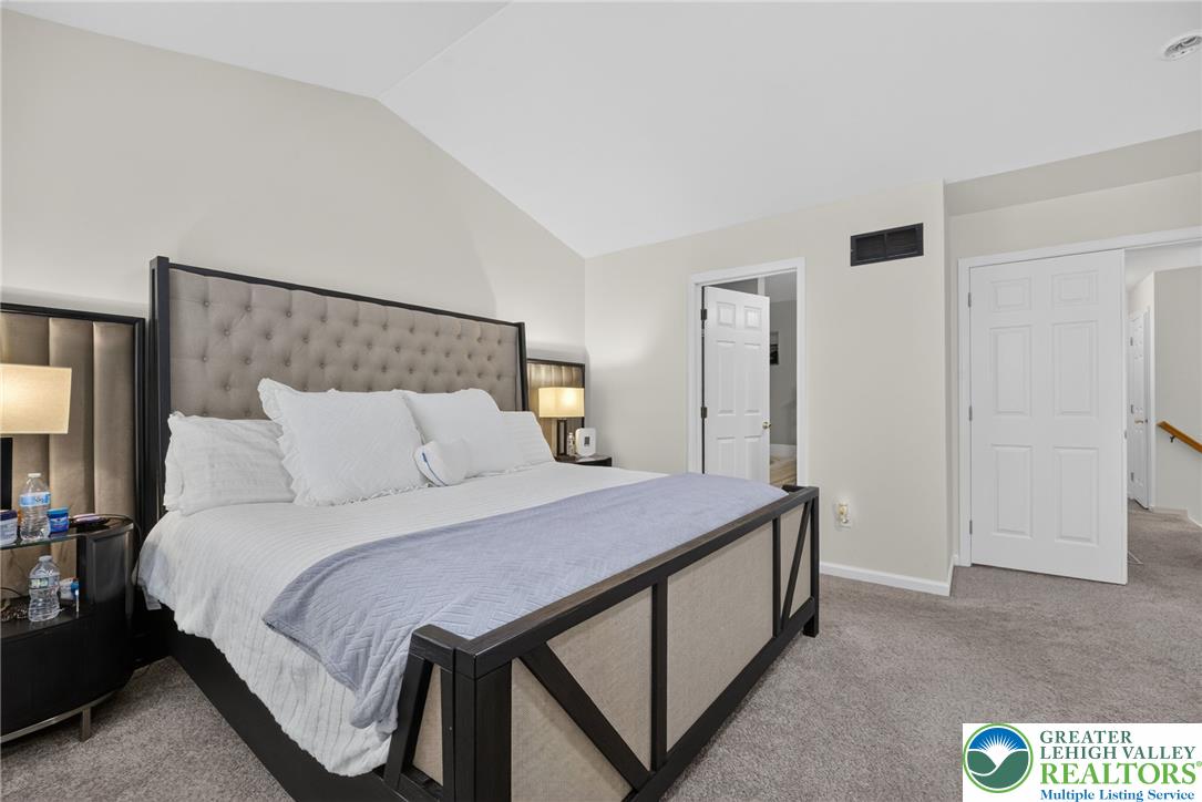 8141 Cross Creek Circle
