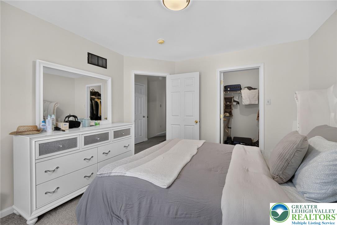 8141 Cross Creek Circle