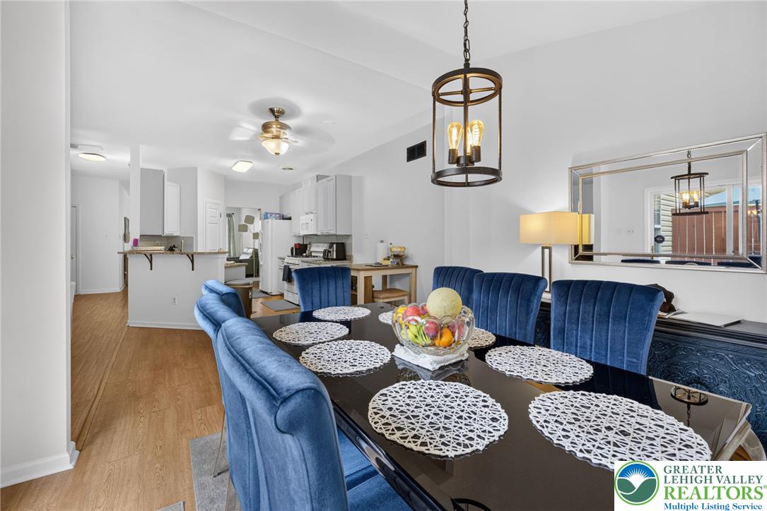 8141 Cross Creek Circle
