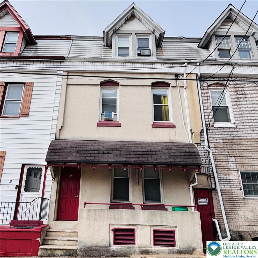 34 Penn Street South