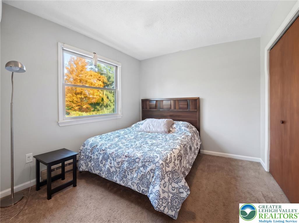 1605 Ridgeview