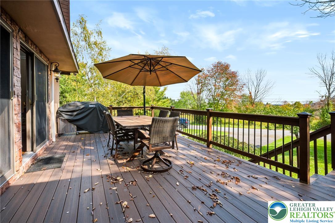 1605 Ridgeview
