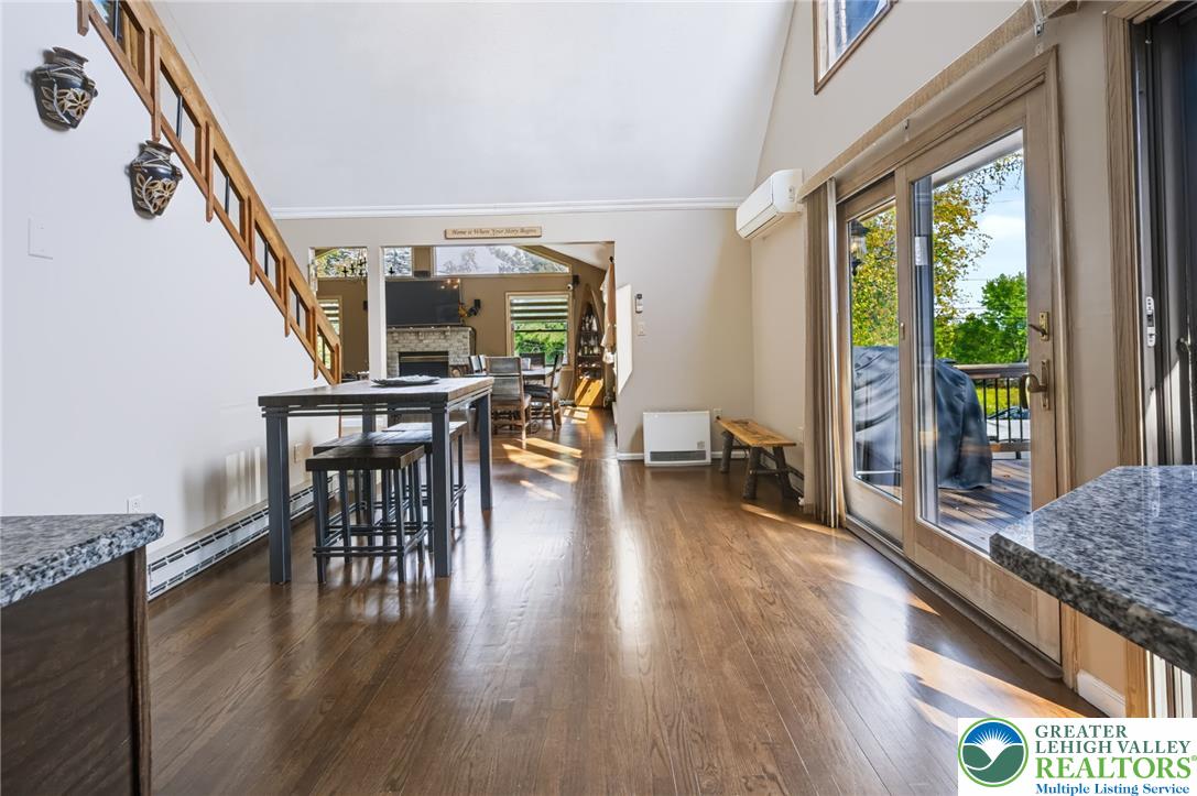 1605 Ridgeview