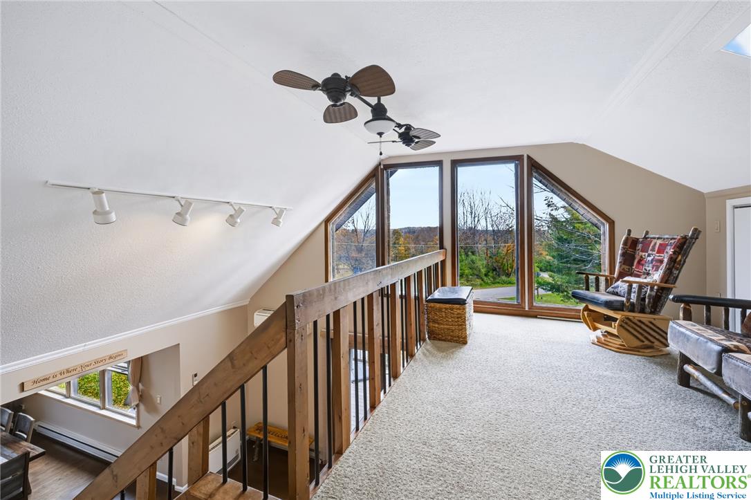 1605 Ridgeview