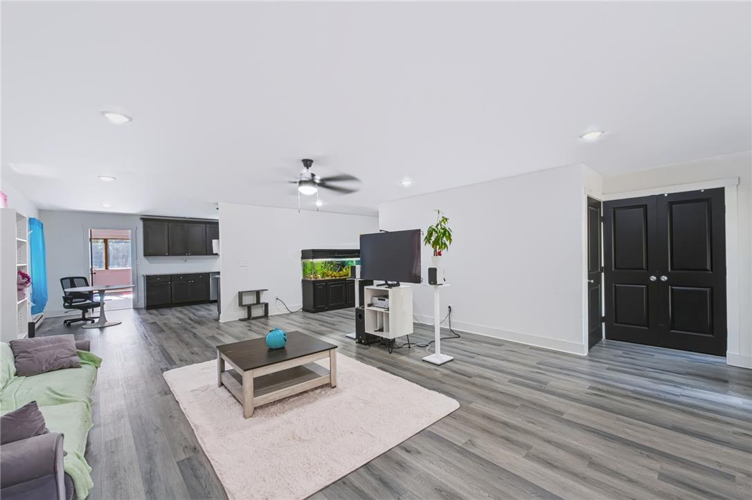 3273 Heights Drive