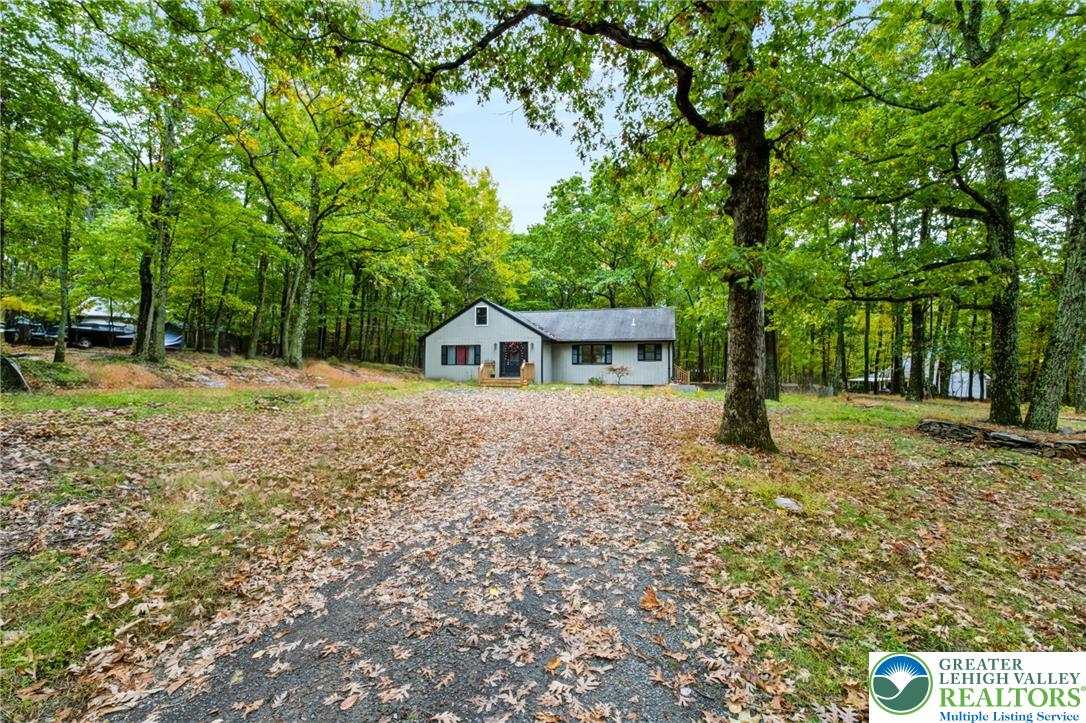 3273 Heights Drive