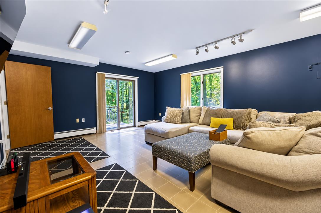 141 Roosevelt Road