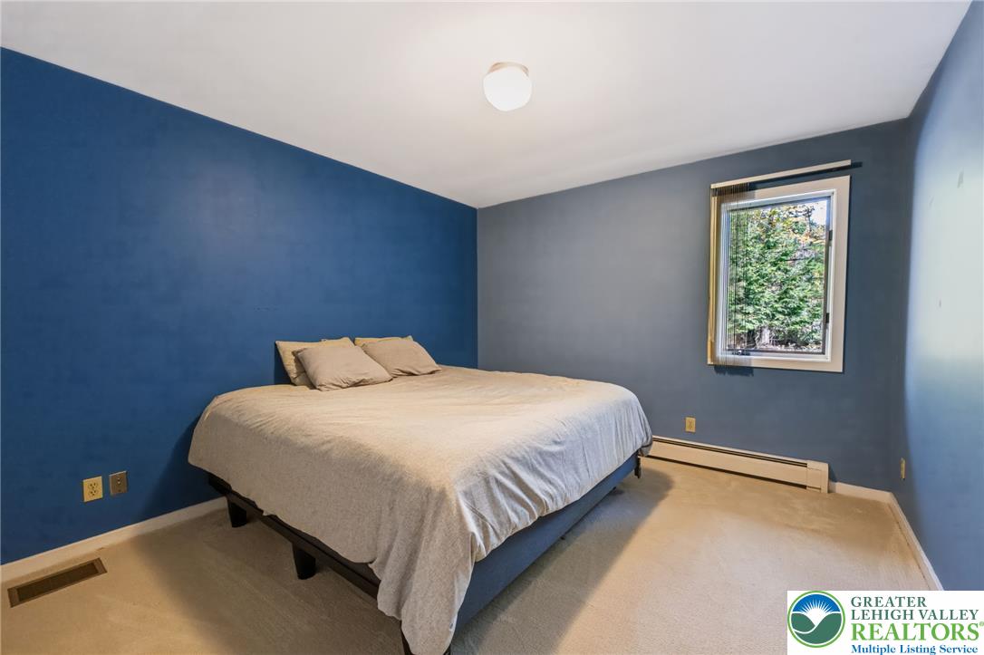 141 Roosevelt Road