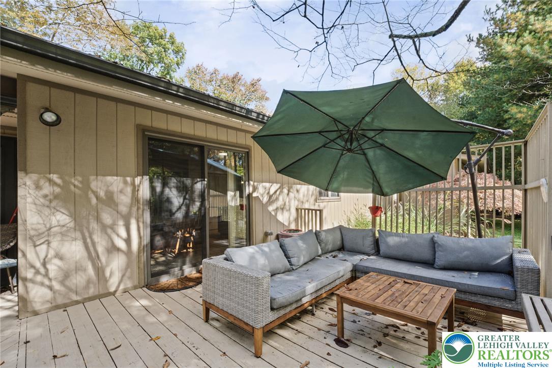141 Roosevelt Road