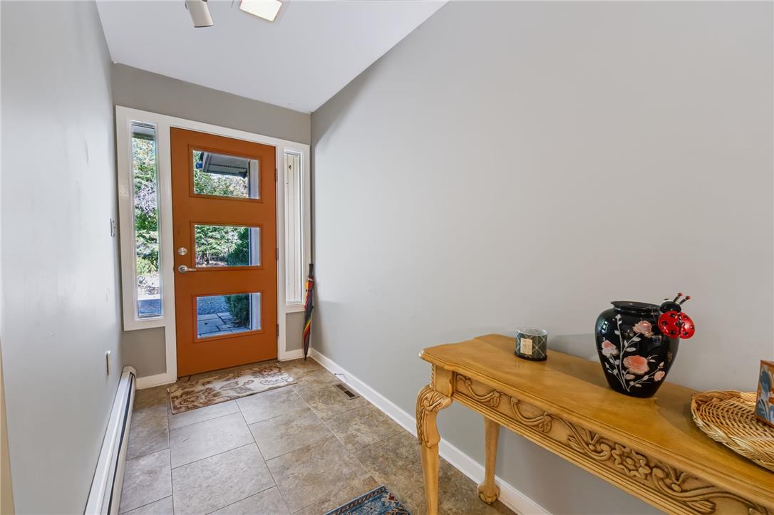 141 Roosevelt Road
