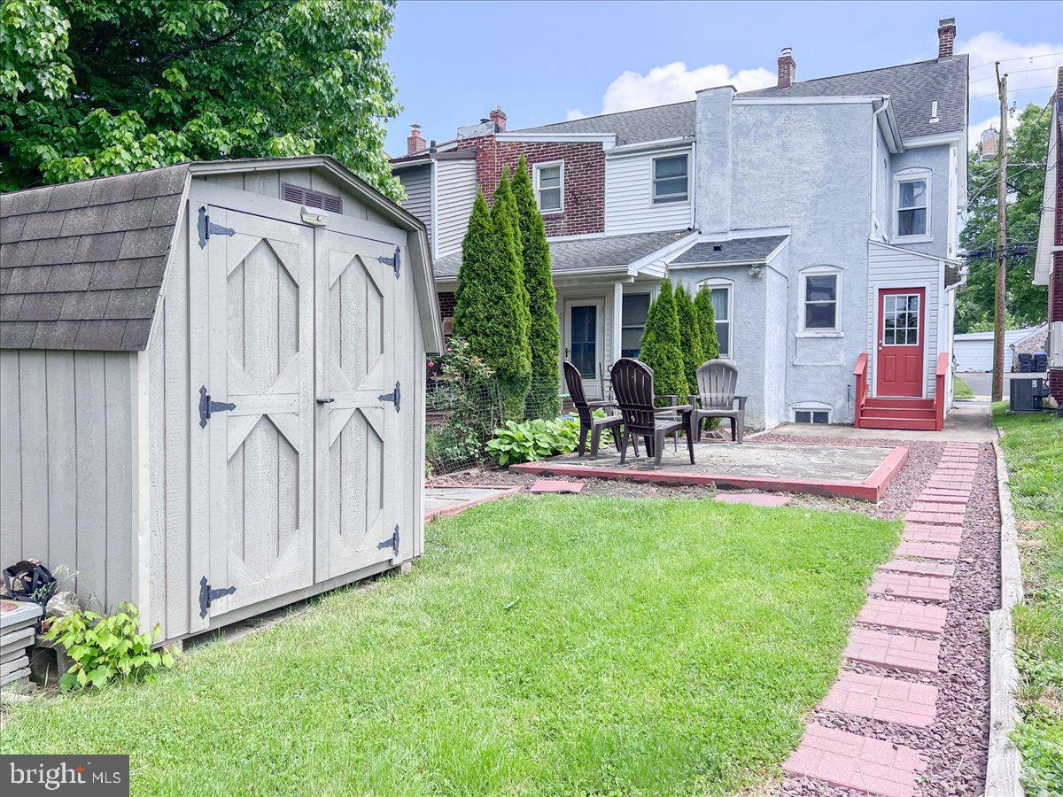 31 S MADISON STREET