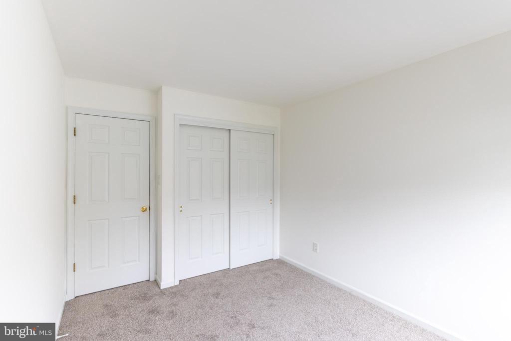 495 HOCH ROAD