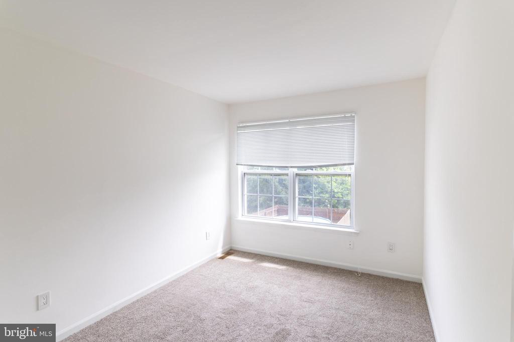 495 HOCH ROAD