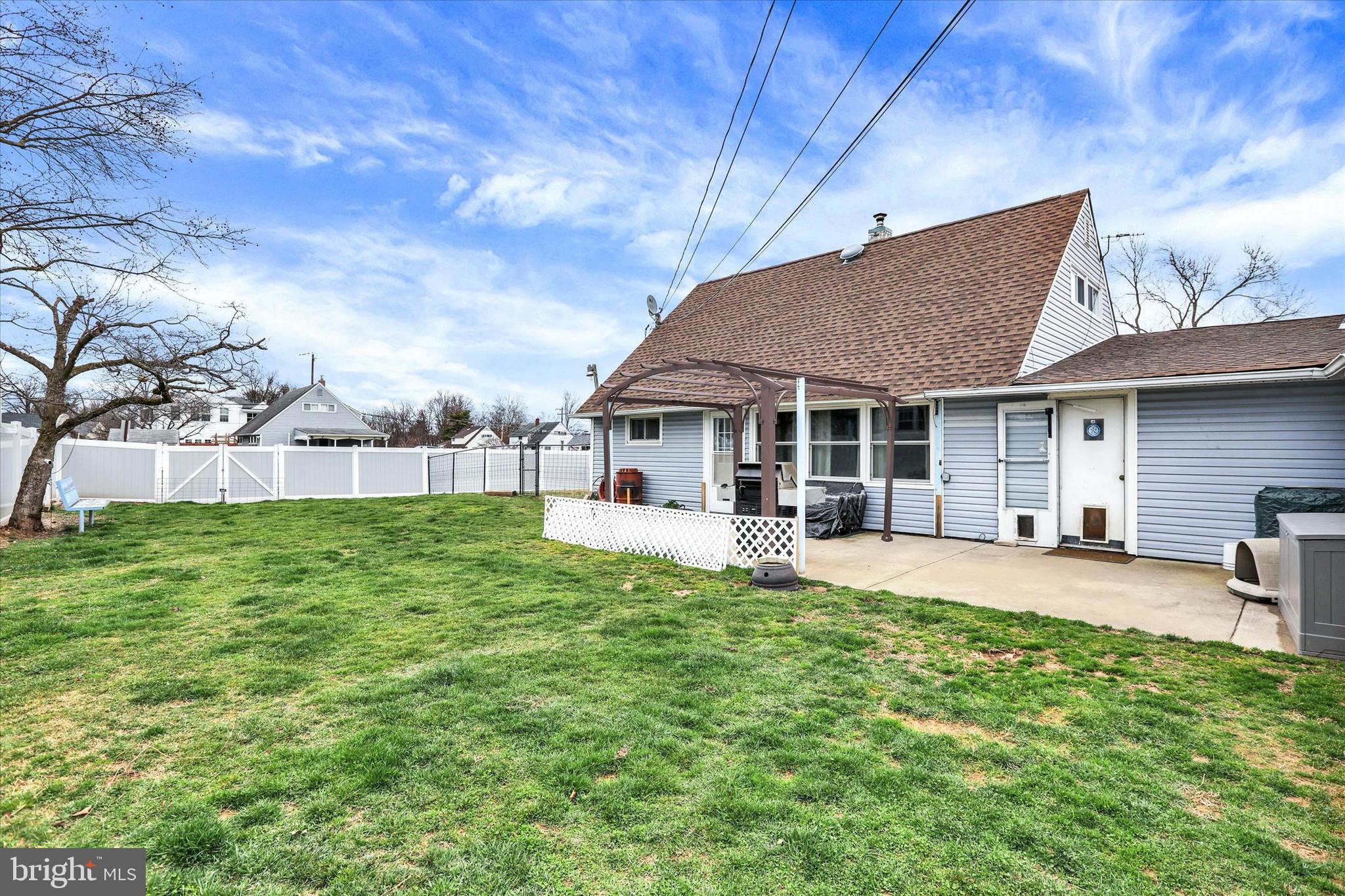 123 GOLDENRIDGE DRIVE