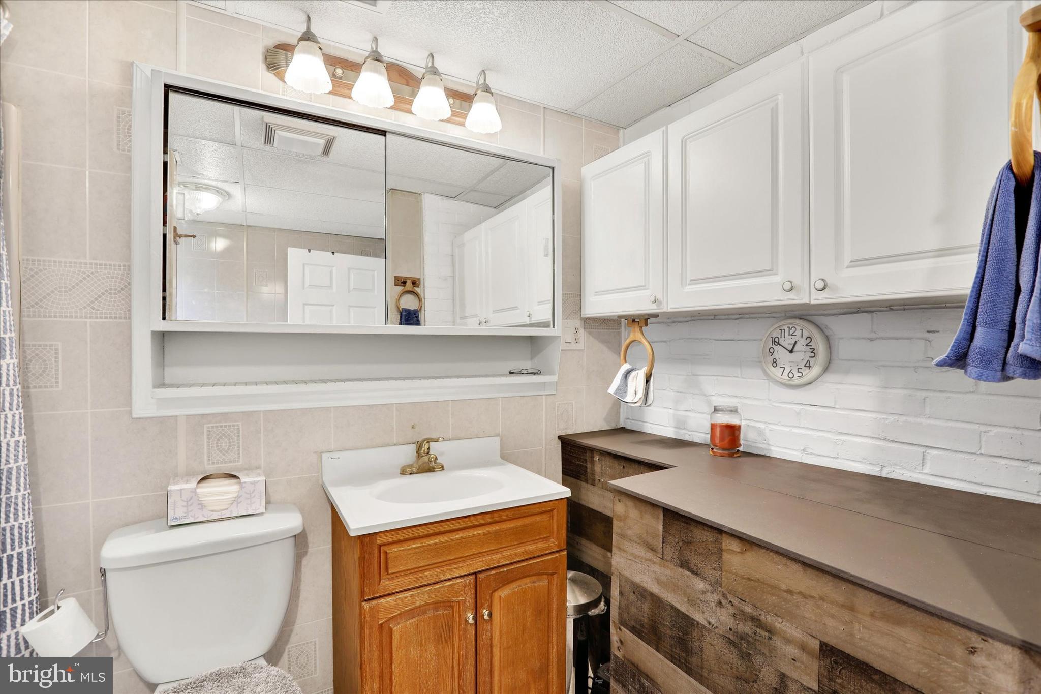 123 GOLDENRIDGE DRIVE