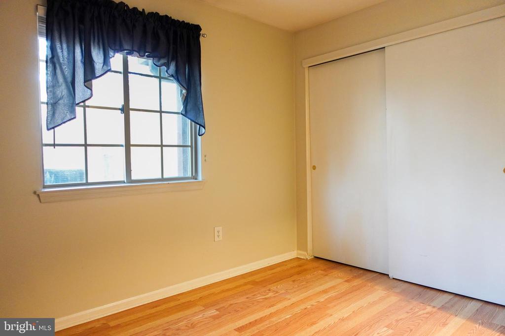 1075 PATRICK PLACE