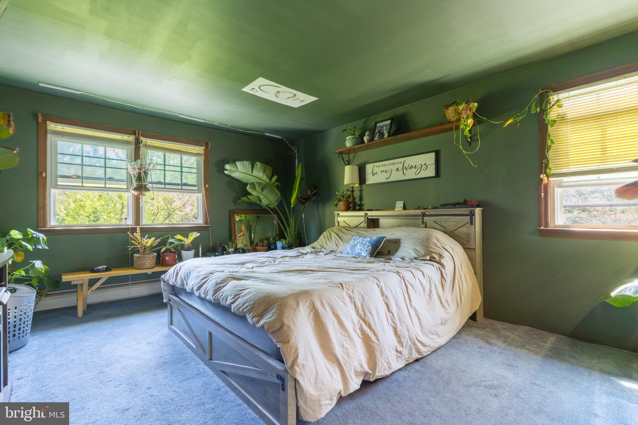 255 PARK DRIVE W