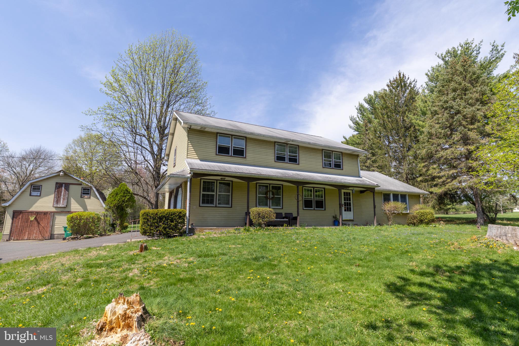 255 PARK DRIVE W