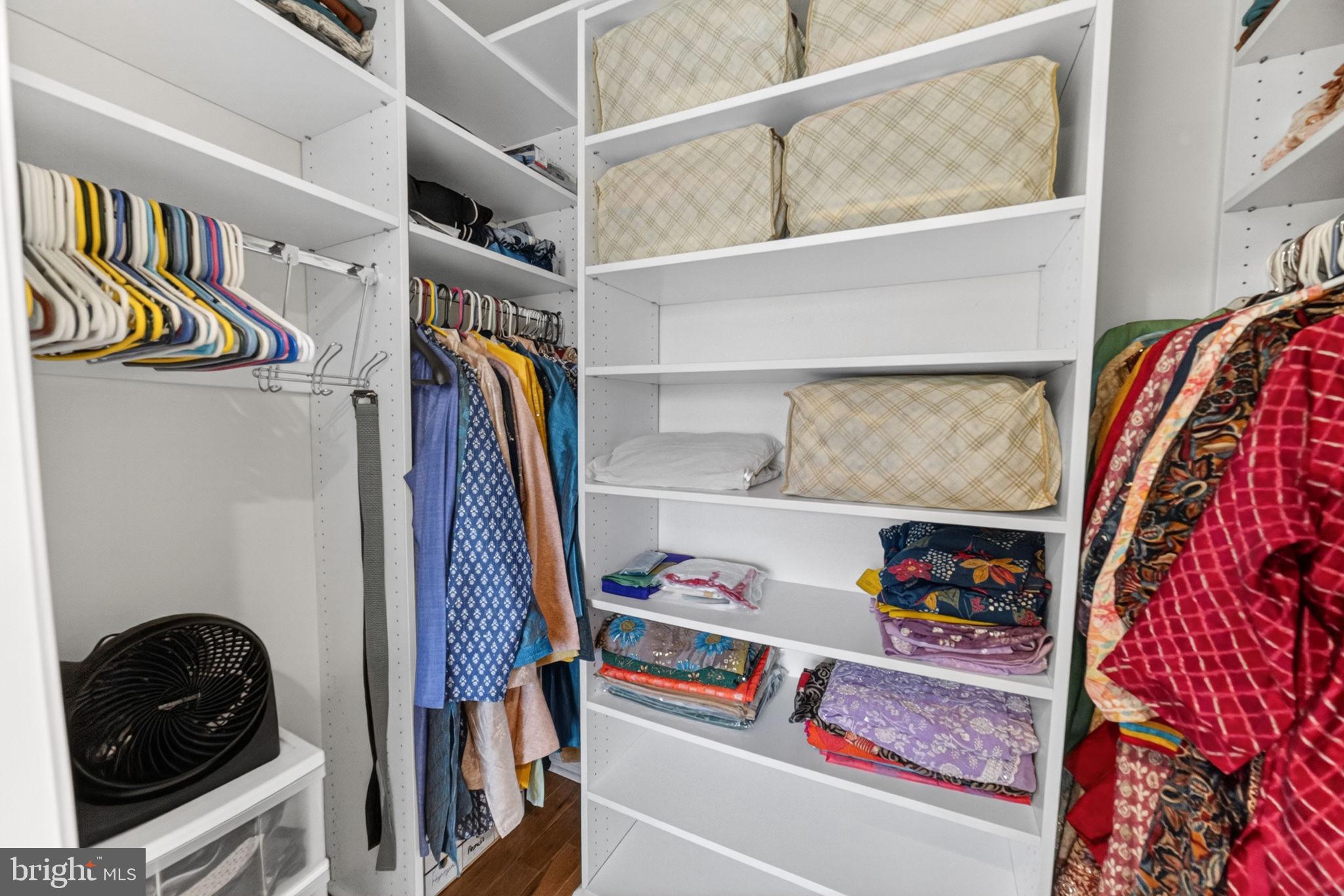 106 JULIAN DRIVE E