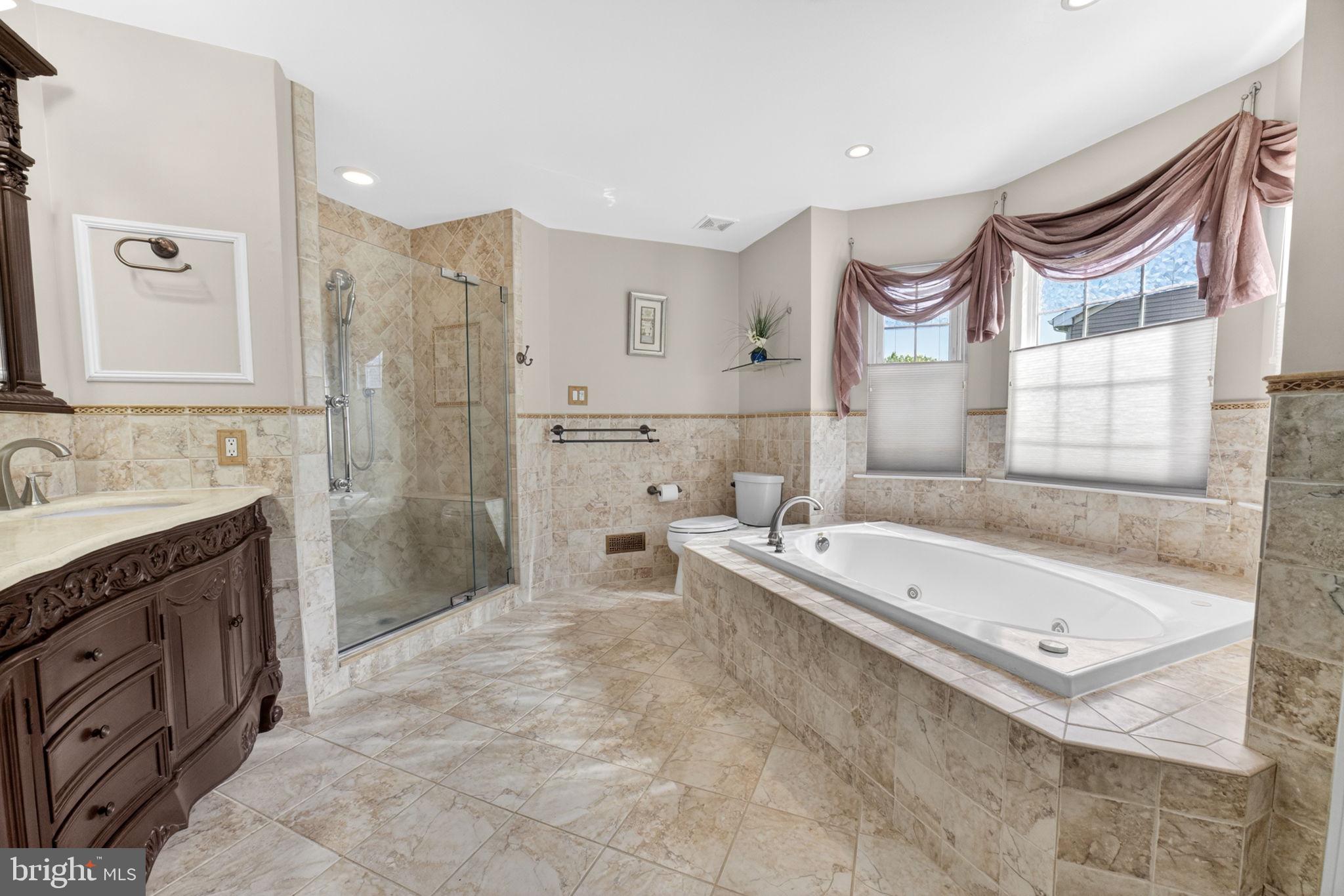 106 JULIAN DRIVE E
