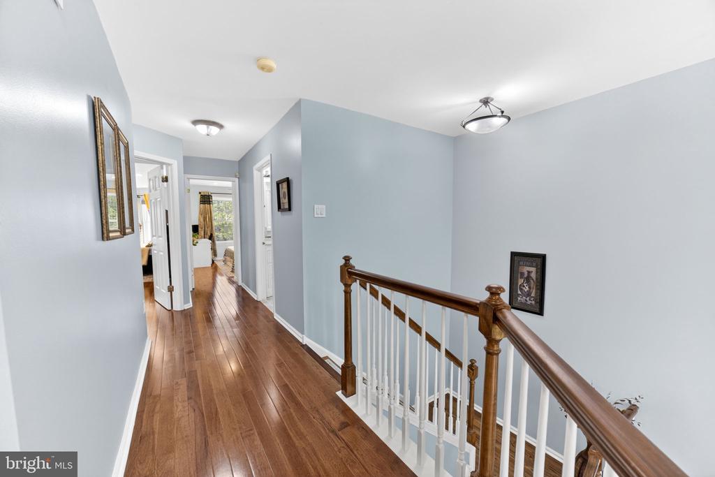 106 JULIAN DRIVE E