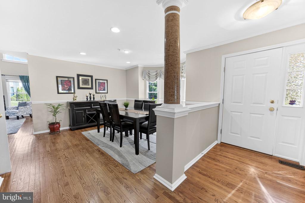 106 JULIAN DRIVE E