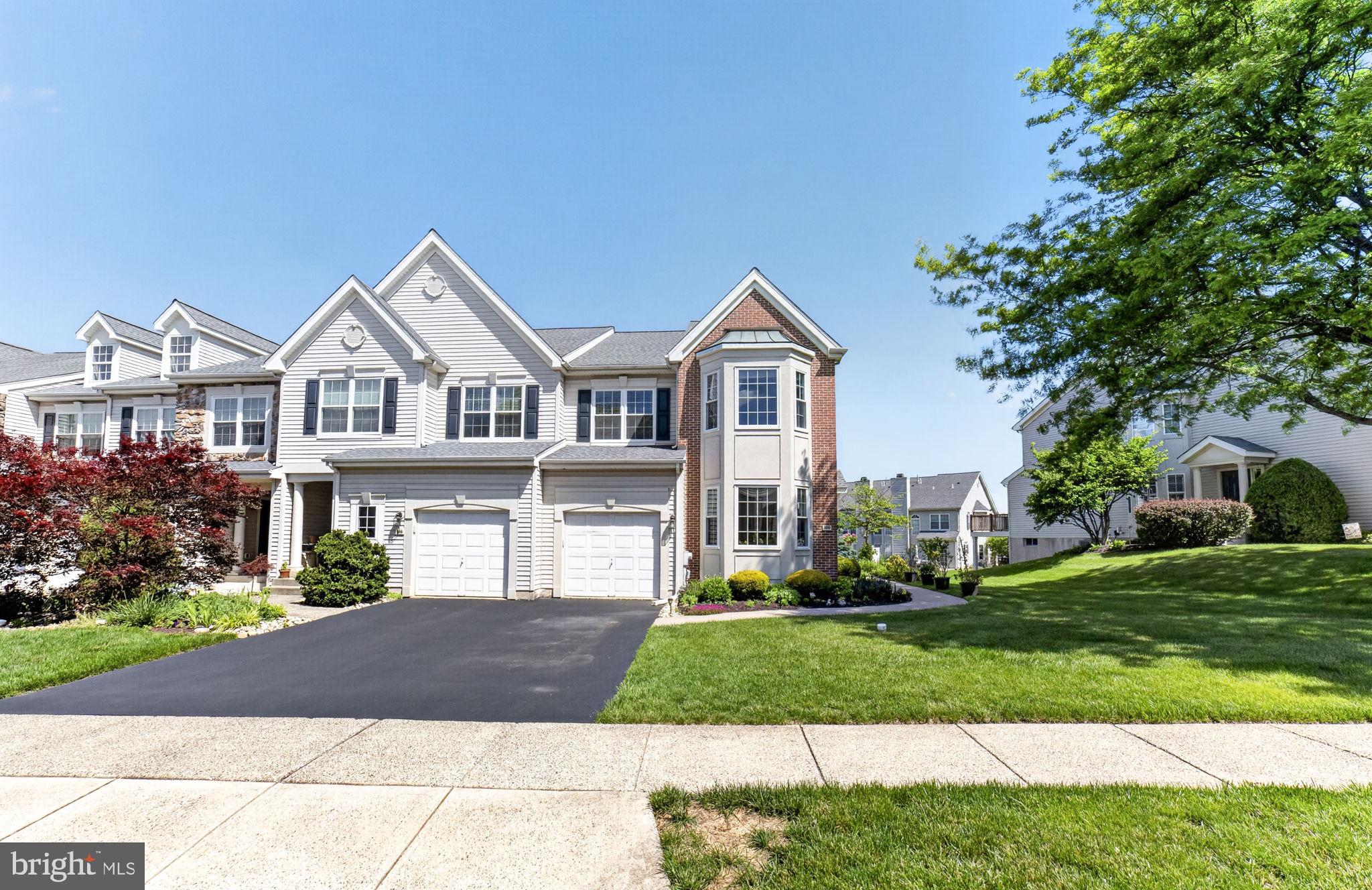 106 JULIAN DRIVE E