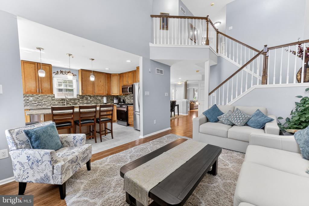 106 JULIAN DRIVE E