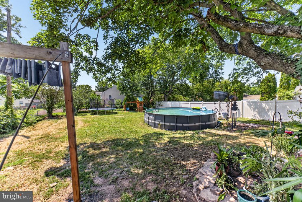 412 N AMBLER STREET
